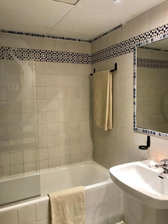 Apartmán Large And Elegant In Puerto Banus With Pools And Paddle Marbella Exteriér fotografie