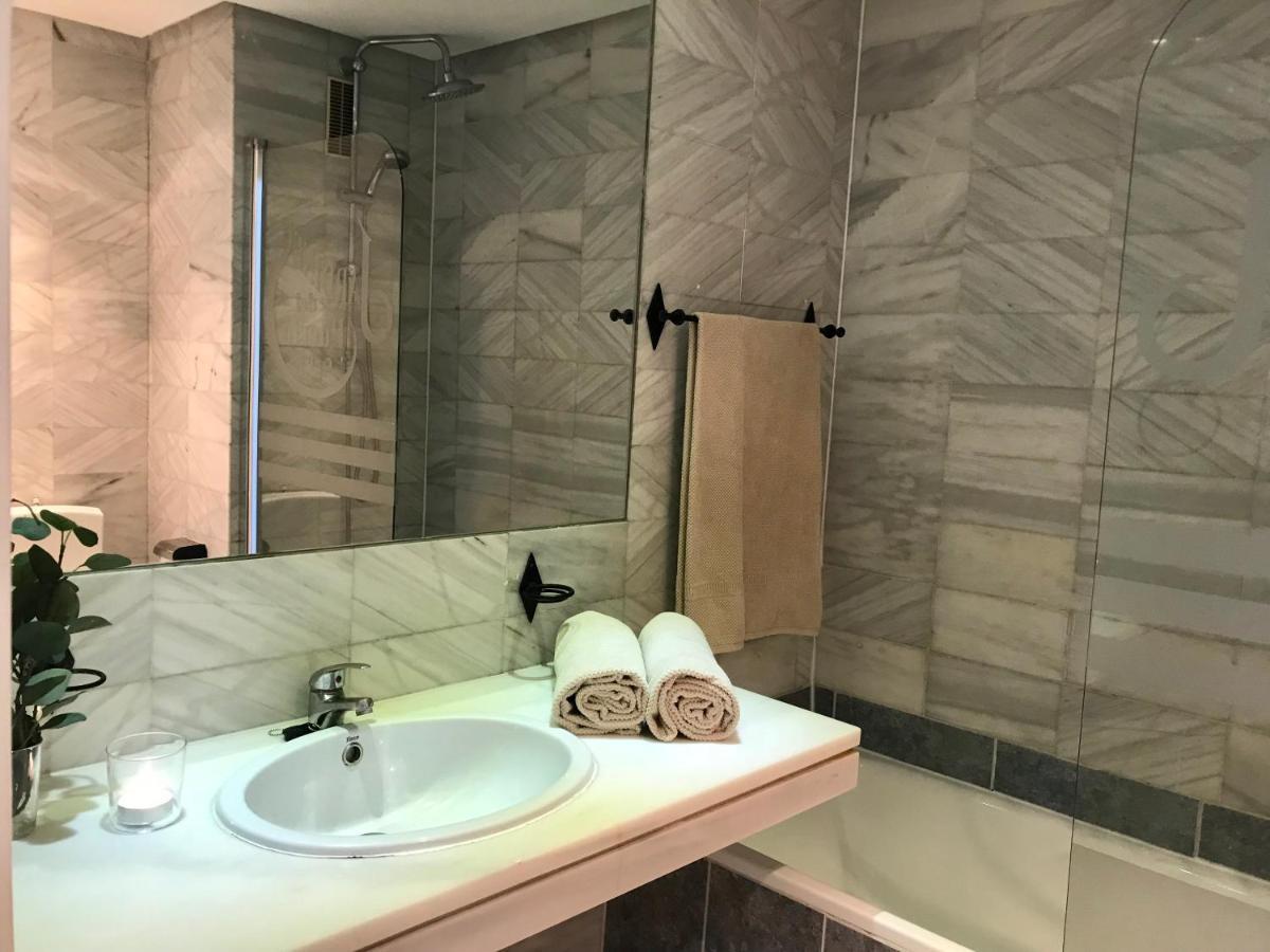 Apartmán Large And Elegant In Puerto Banus With Pools And Paddle Marbella Exteriér fotografie